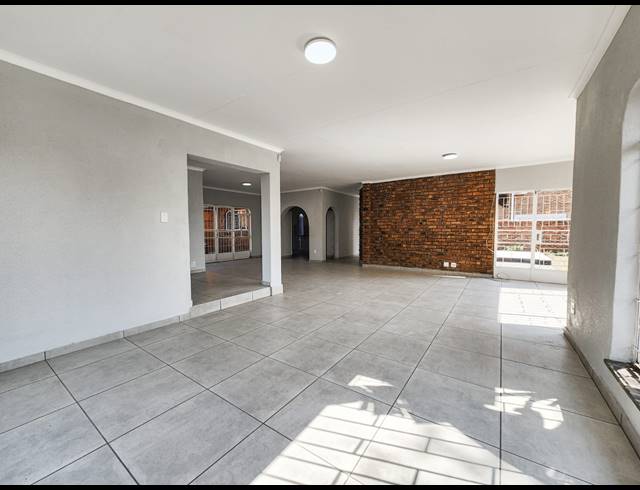 3 BEDROOM HOUSE FOR SALE IN VAALPARK